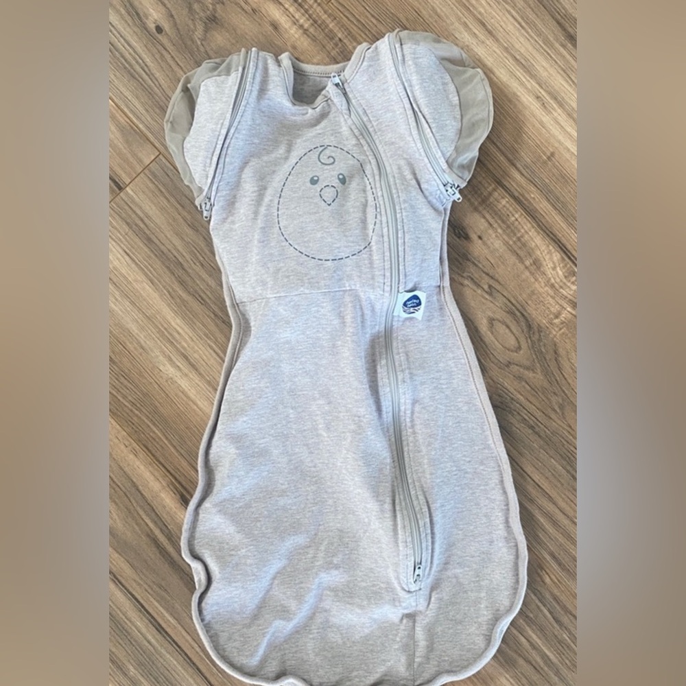 Nested bean zen one swaddle small 3-6 months